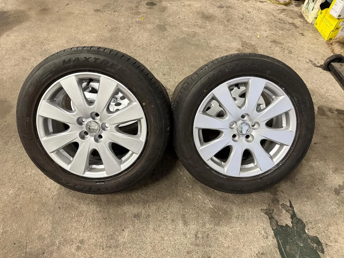Toyota Avensis Alloy Wheels & Tyres 205/55R16 - Image 4