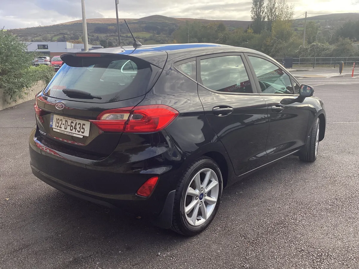 Ford Fiesta 2019 - Image 4
