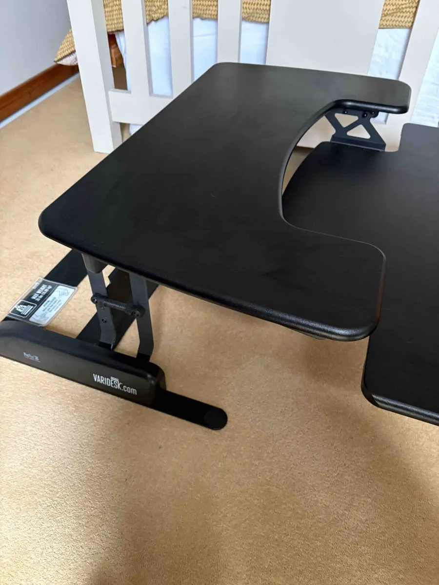 Varidesk sit stand adaption for a desk - Image 1