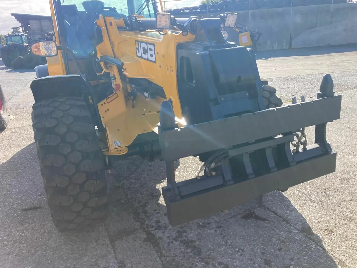 2021 JCB TM320S - Image 3