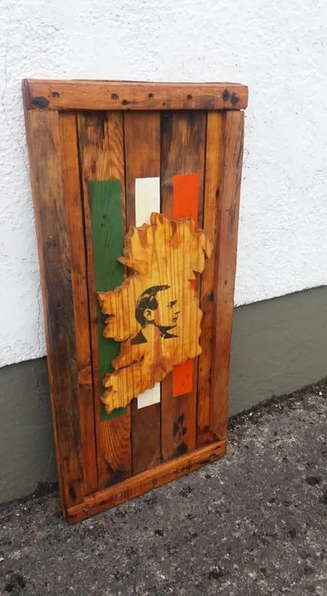 Rustic Commemorative Padraig Pearse / Ireland Wood - Image 2