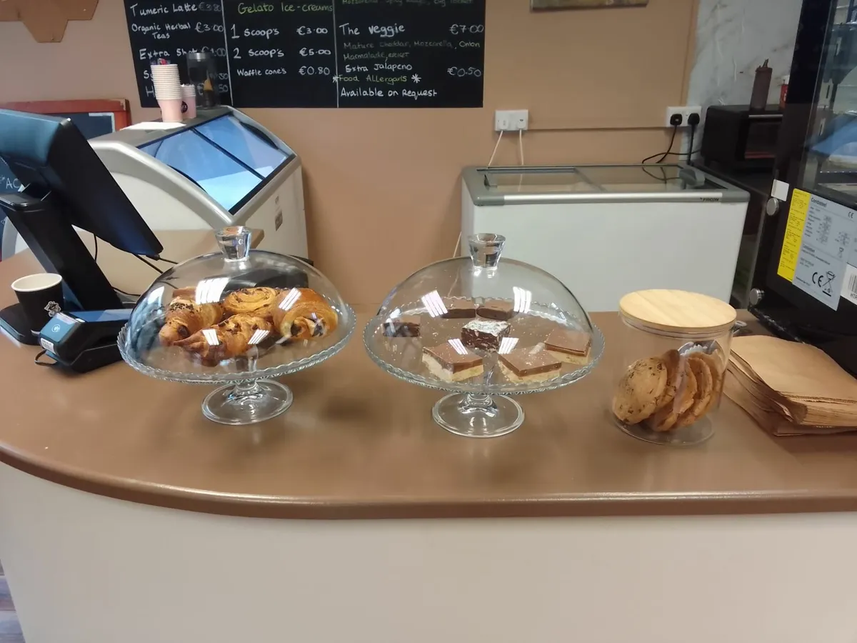 Shop Counter - Image 3