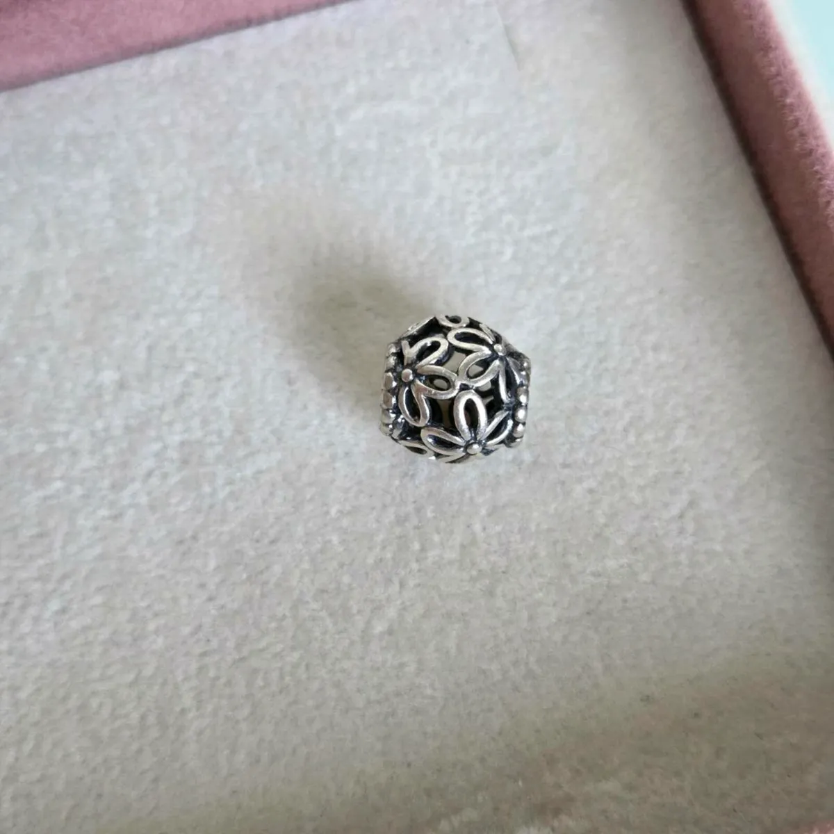 Pandora charm bead flower - Image 2