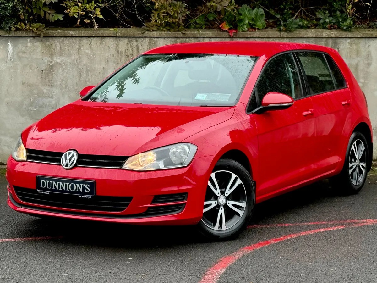 Volkswagen Golf, 2015, TRENDLINE 1.6 TDI MANUAL - Image 4