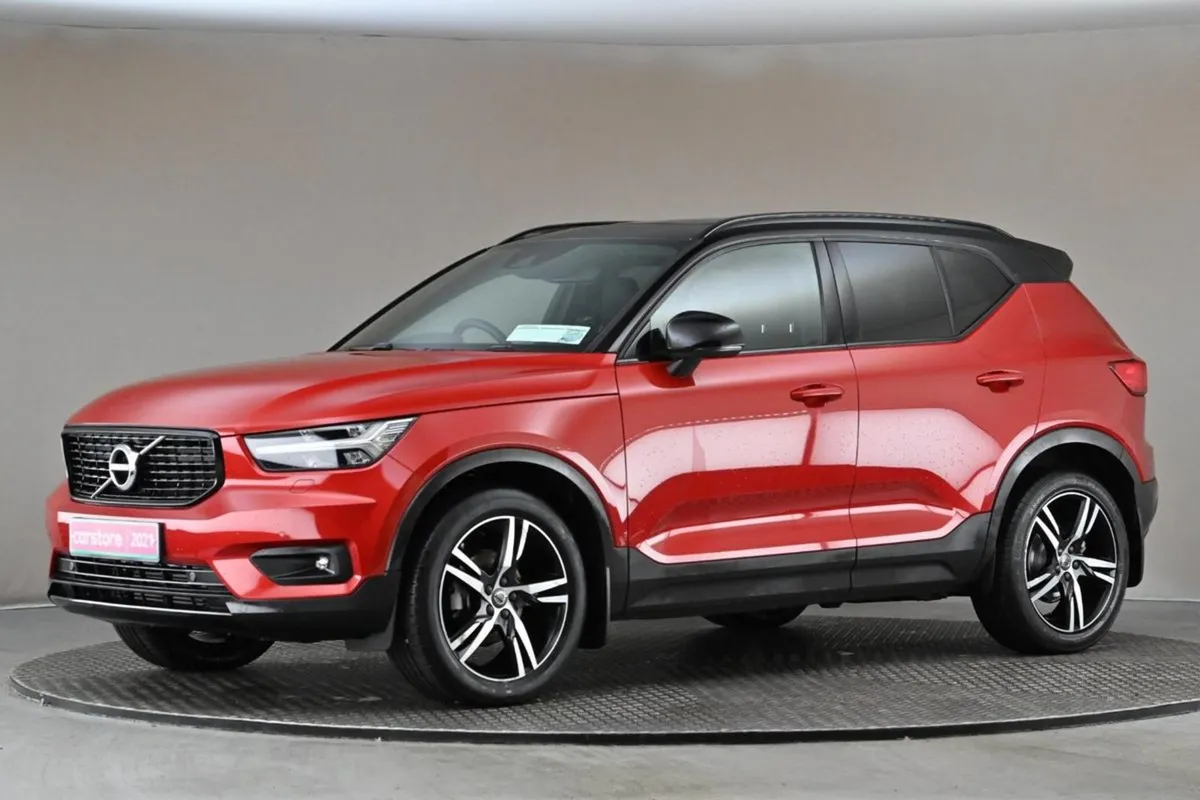 Volvo XC40 1.5 T3 R-design PRO  bitone Roof el.pa - Image 4