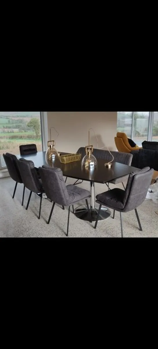 Dining table and chairs/bench - Image 1