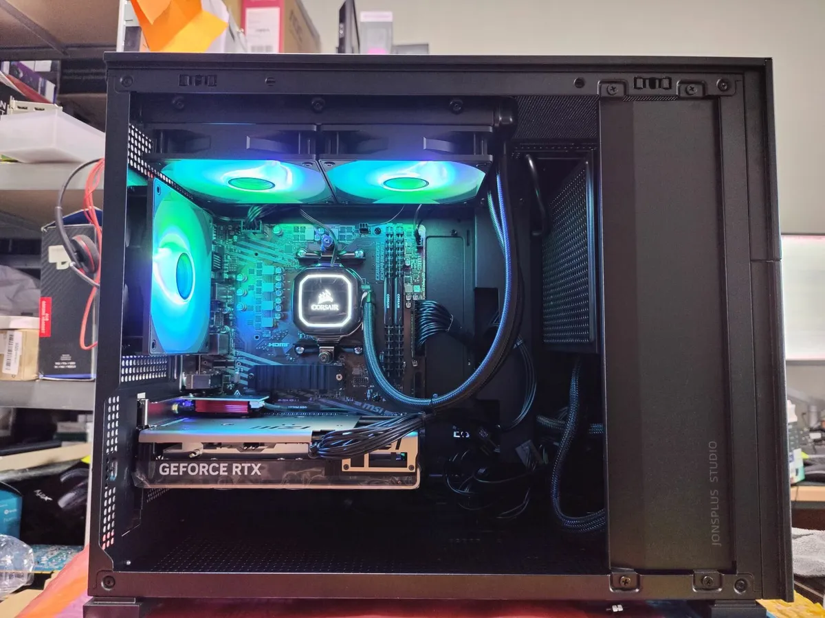 High Spec Custom Gaming Pc Ryzen 7/32gb Ram/1tb M. - Image 1