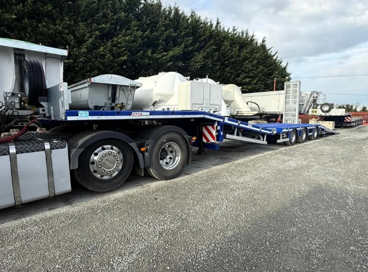 LIFTING BED EXTENDABLE LOW LOADER - Image 1
