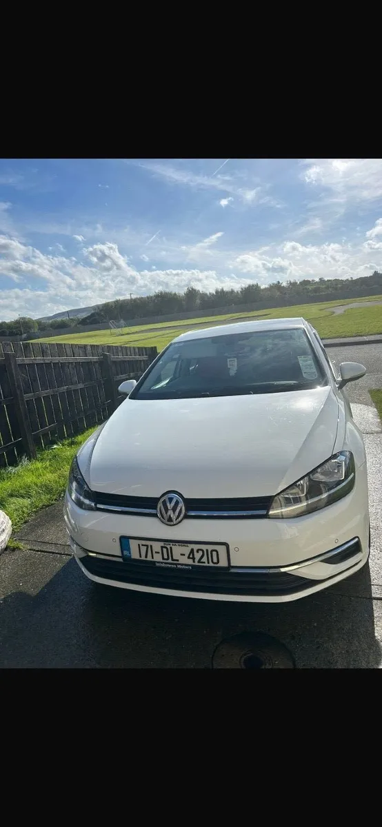 Volkswagen Golf 2017 - Image 1