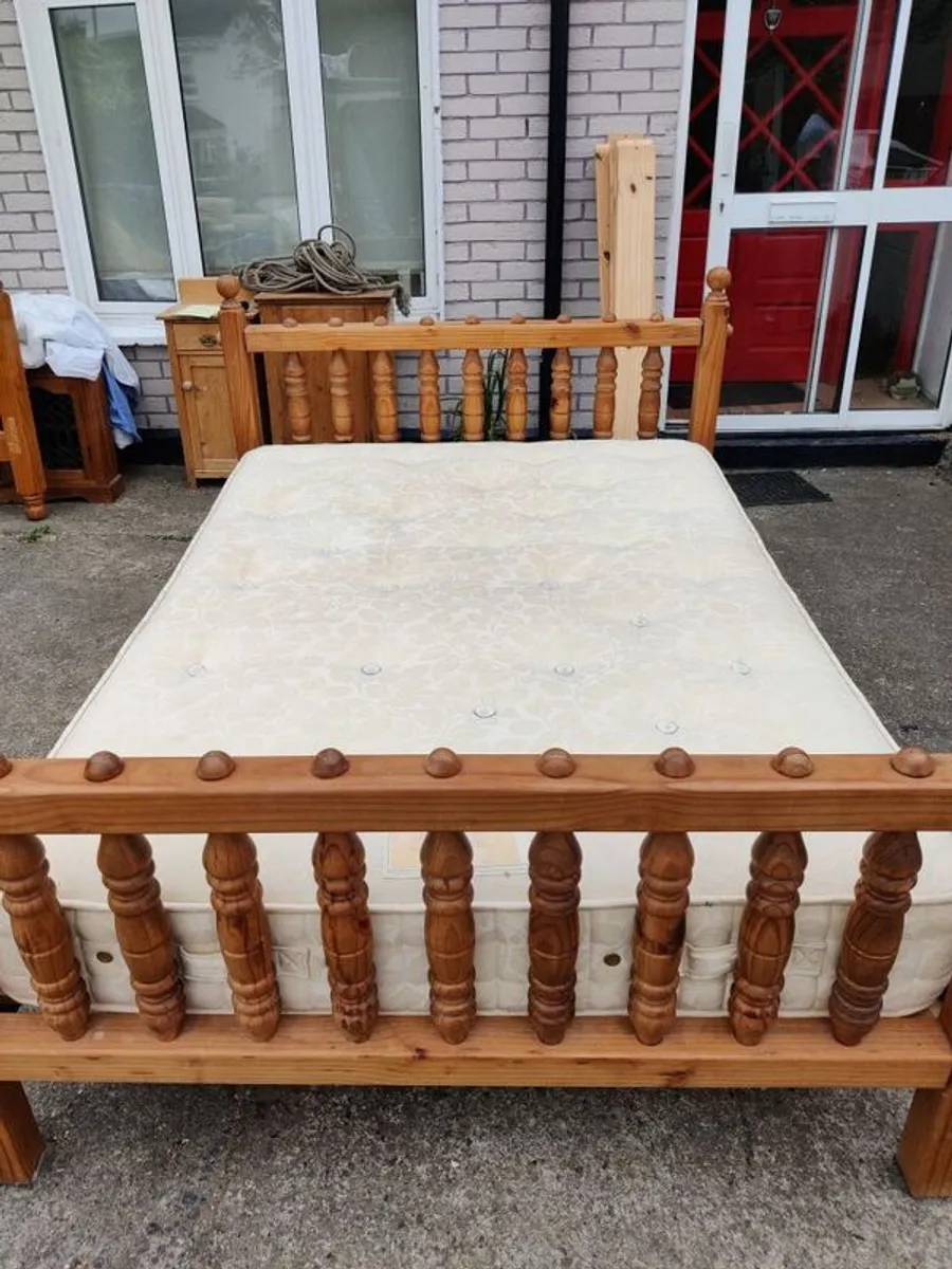 bed - Image 1