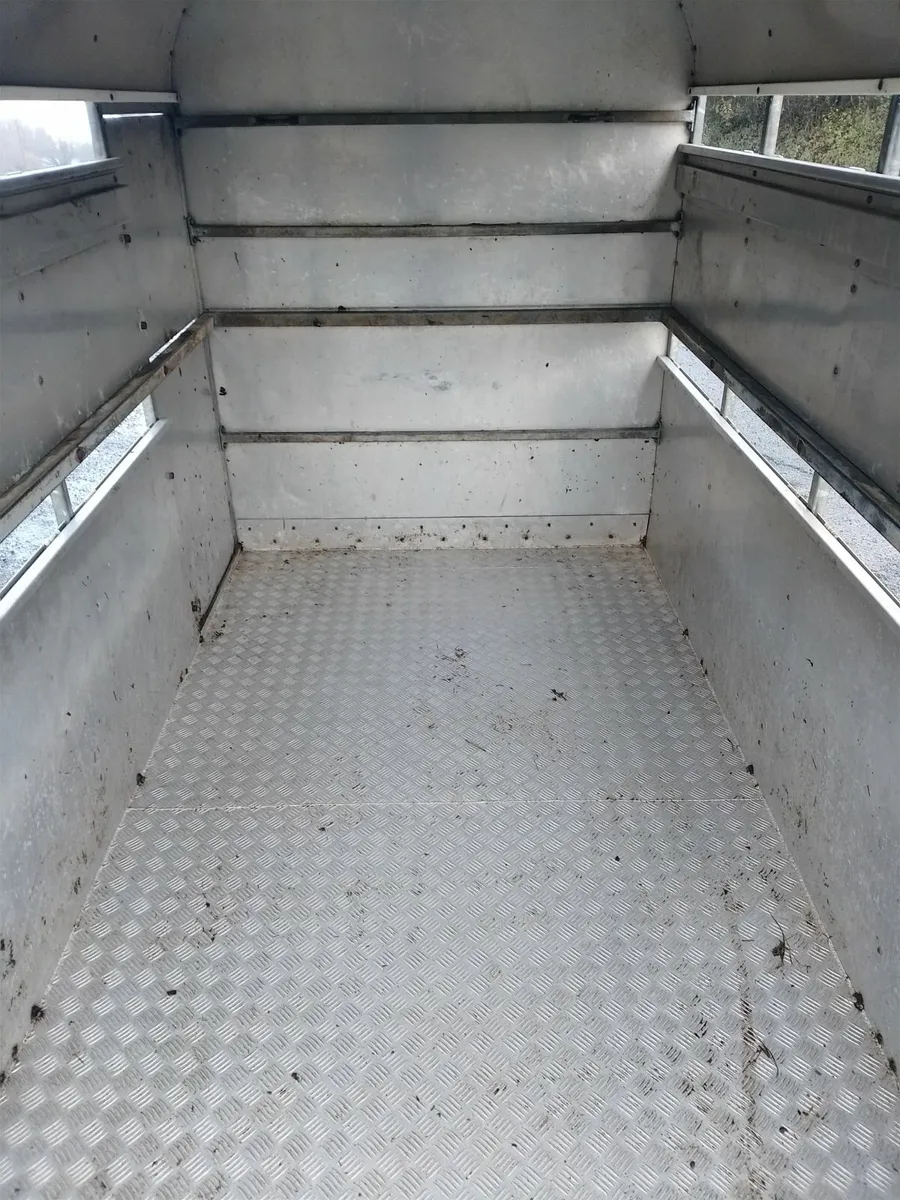 Hudson 8x5 cattle trailer, great condition - Image 4