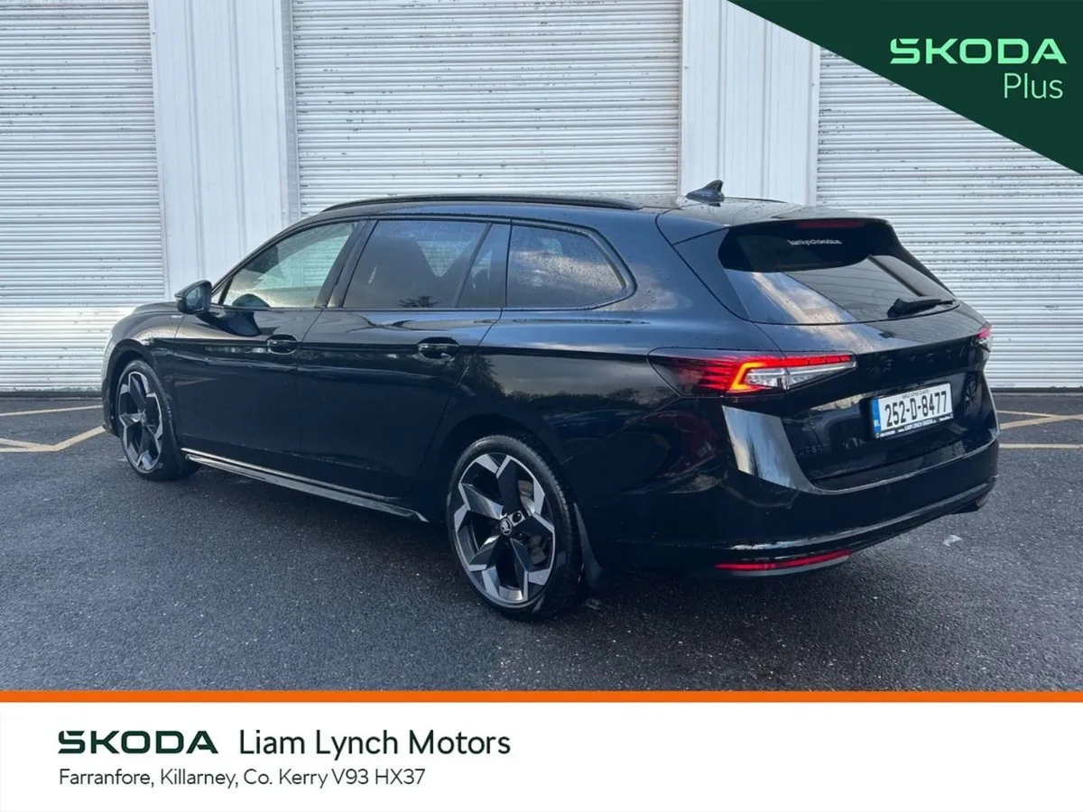 Skoda Superb Estate Sportline 2.0 TDI 150 BHP Aut - Image 3