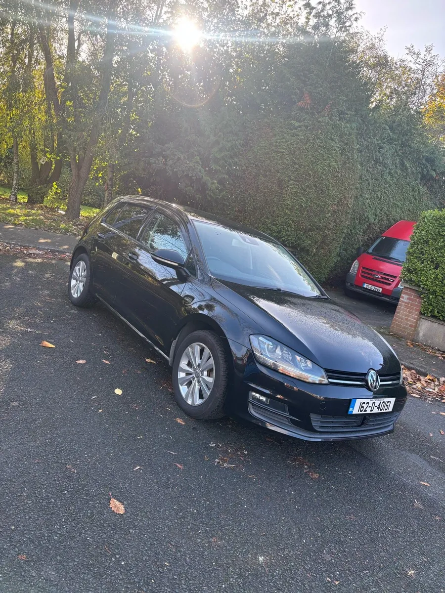 162 Volkswagen Golf - Image 4