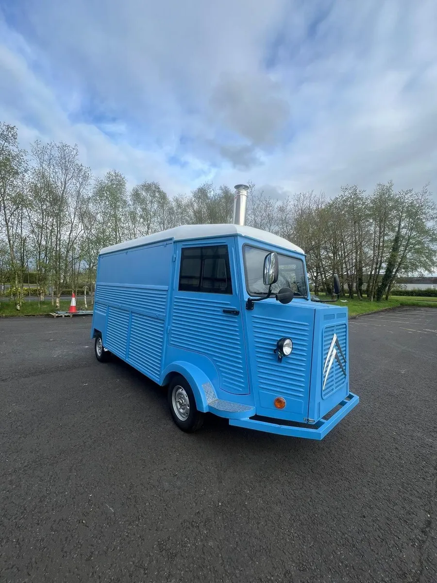 Food Truck - Image 1
