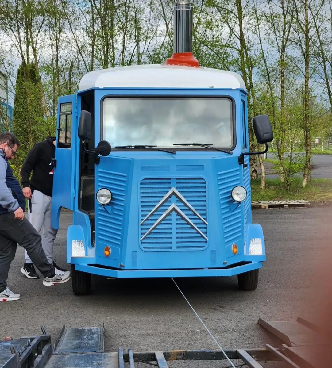Food Truck - Image 4