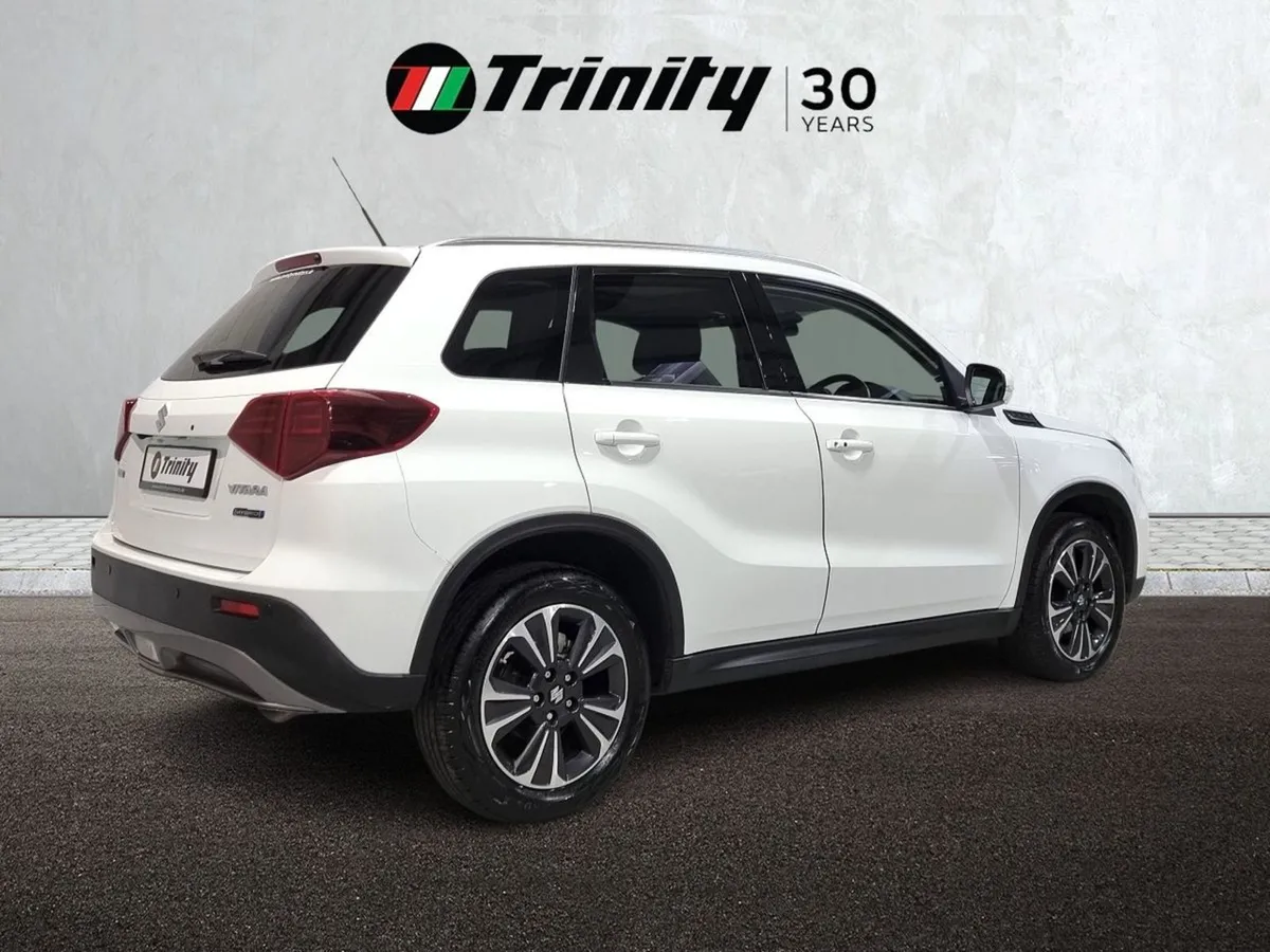 Suzuki Vitara Hybrid SZ5 1.5 Auto 4X4 Allgrip Tri - Image 3