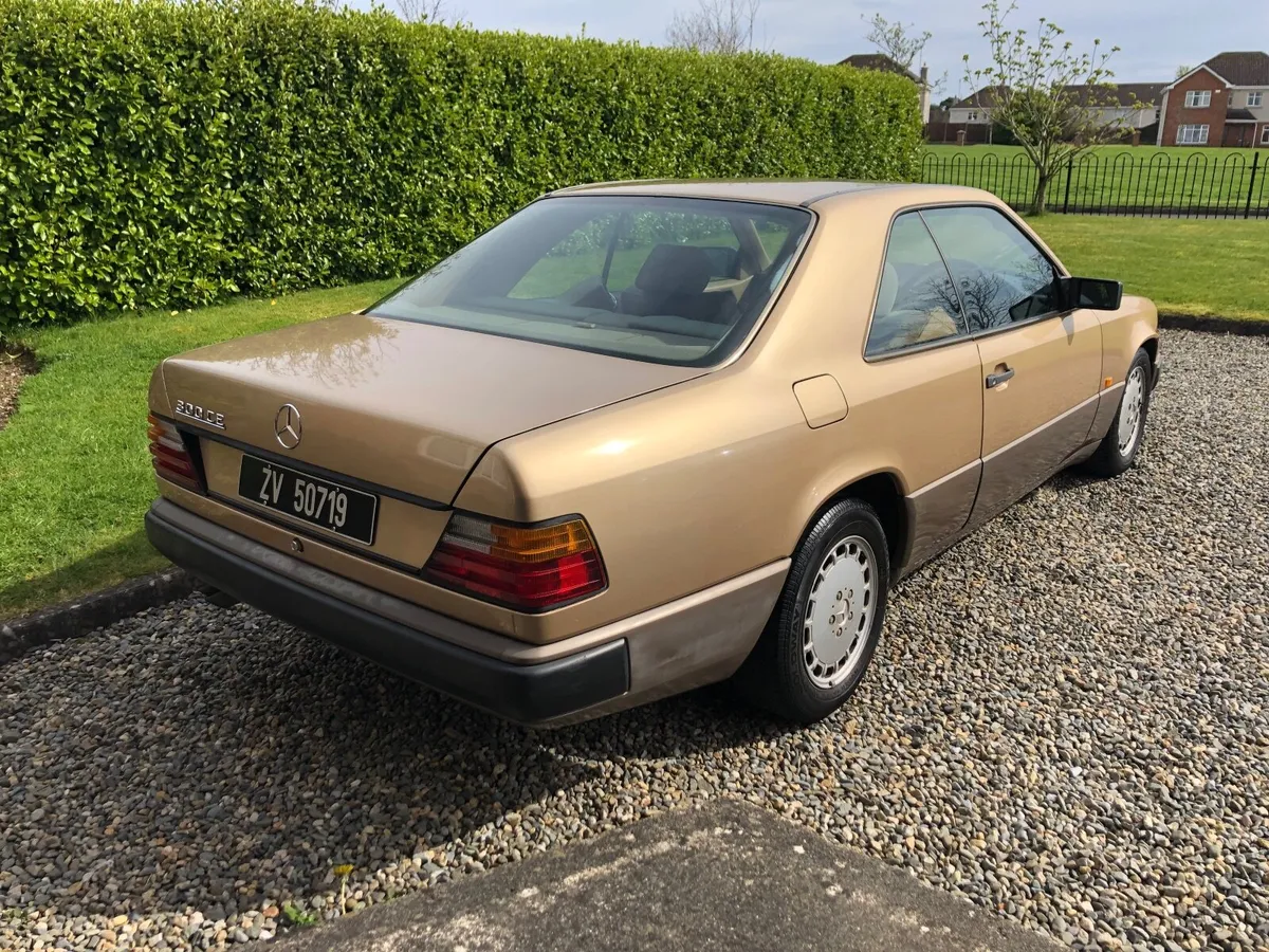 Mercedes-Benz Other 1988 - Image 3