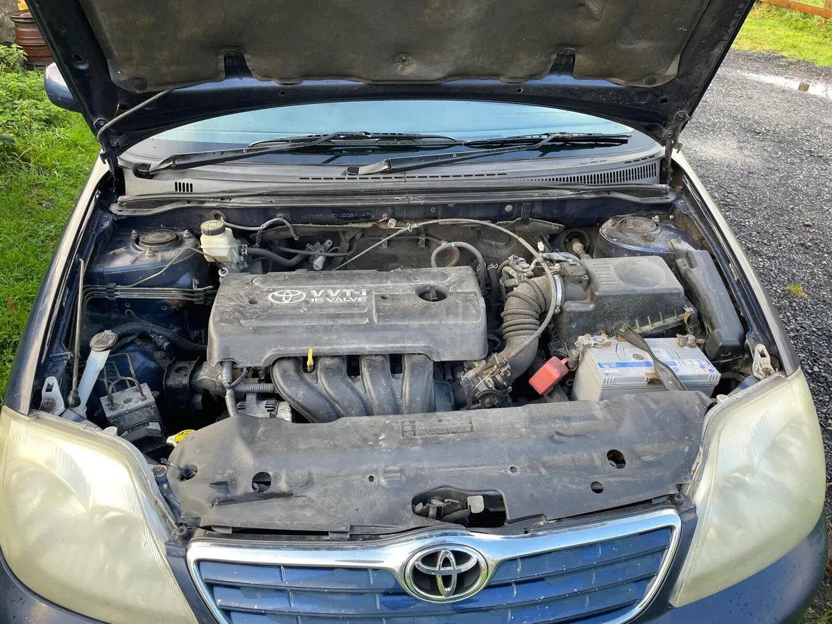 Toyota Corolla 2004 - Image 1