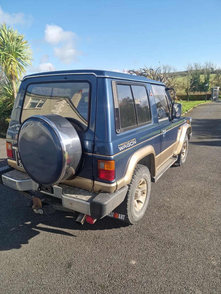 Mitsubishi Pajero - Image 2