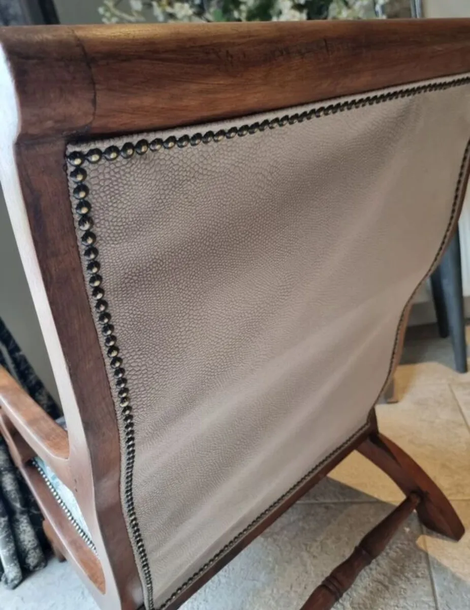Stunning Oak Chair...€395 - Image 4
