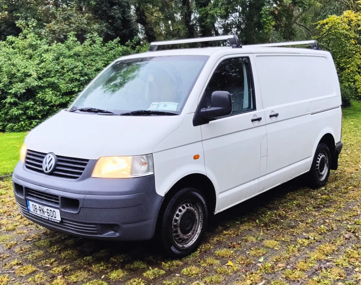 VW T5 Transporter SWB 2008 - Image 2