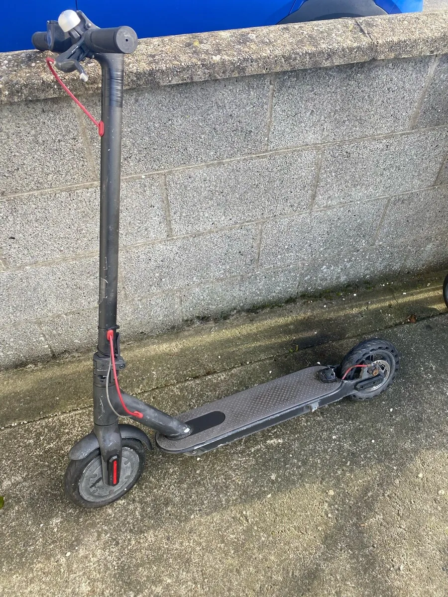 Electric scooter - Image 1