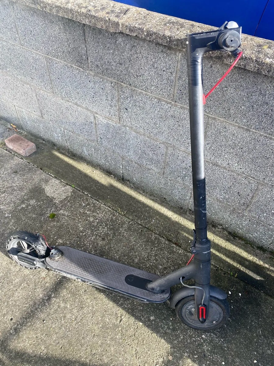 Electric scooter - Image 4