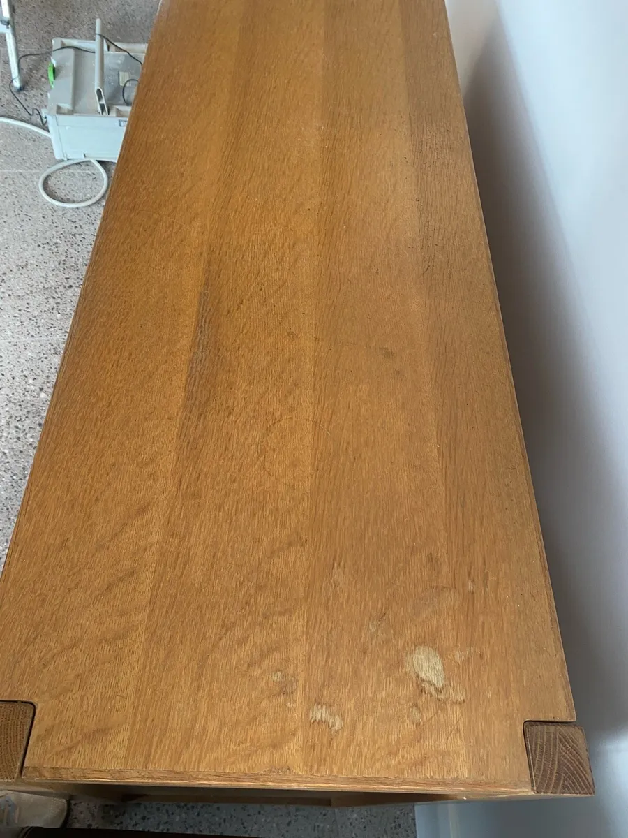 Oak sideboard - Image 3