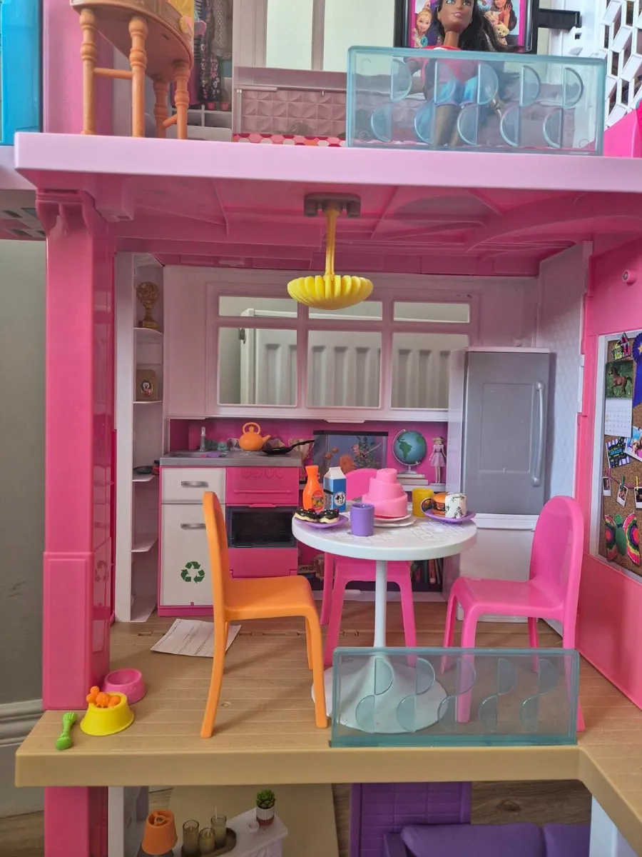Toys - Image 4