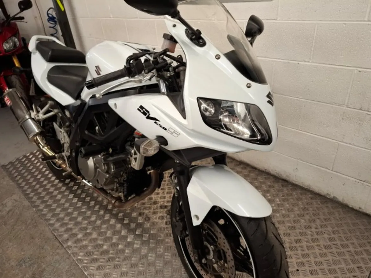 Suzuki SV650 2014 - Image 2