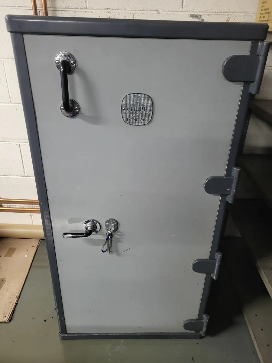 Fire proof safe - Image 3