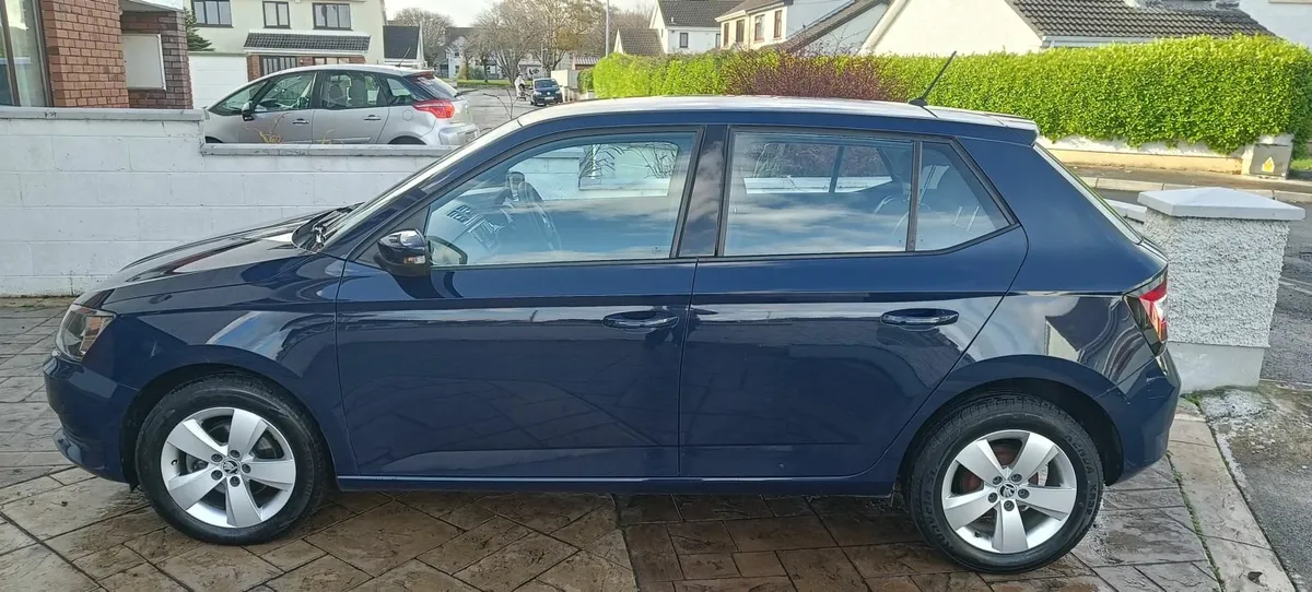 Skoda Fabia 2017 - Image 3