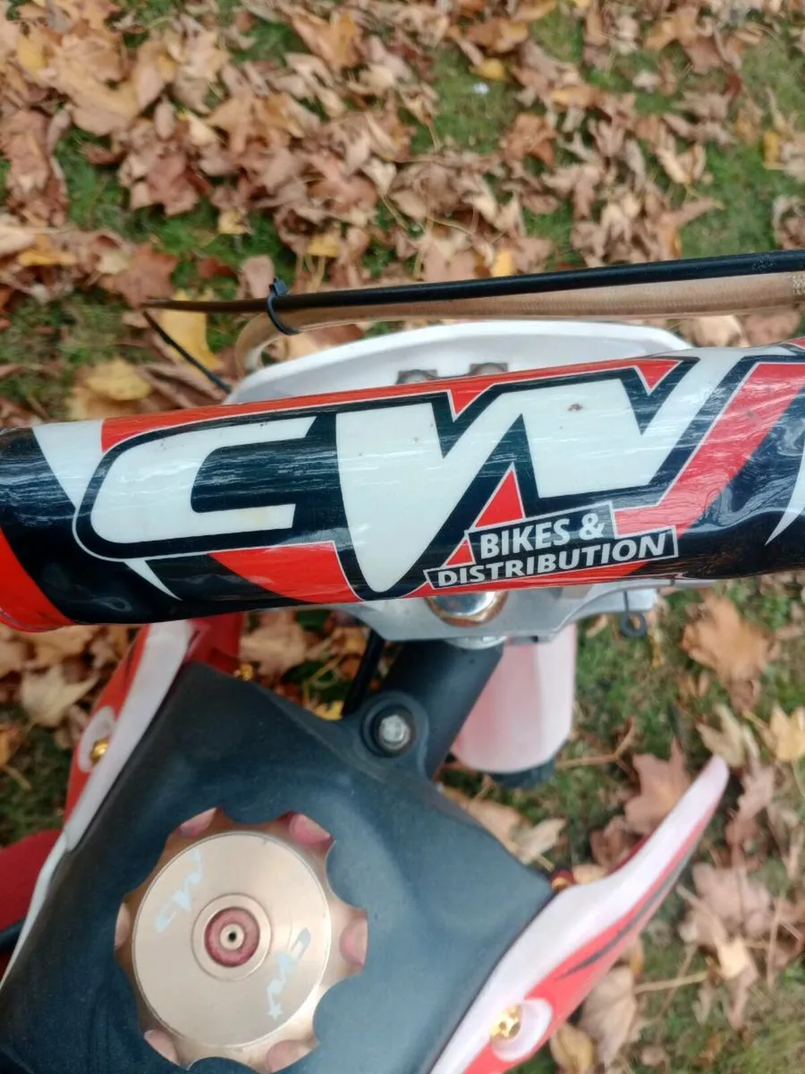 CW90 - Image 1
