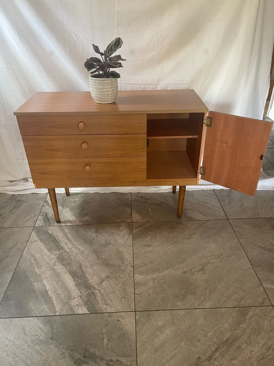 Mud century sideboard - Image 1