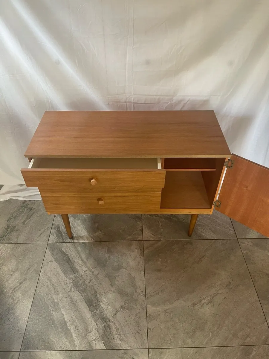 Mud century sideboard - Image 3