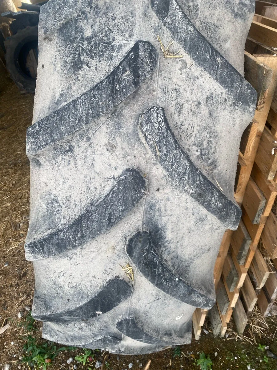 Tractor Tyres 460 85 R38 - Image 1