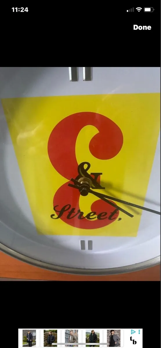 Rare J & B Bar Clock - Image 2