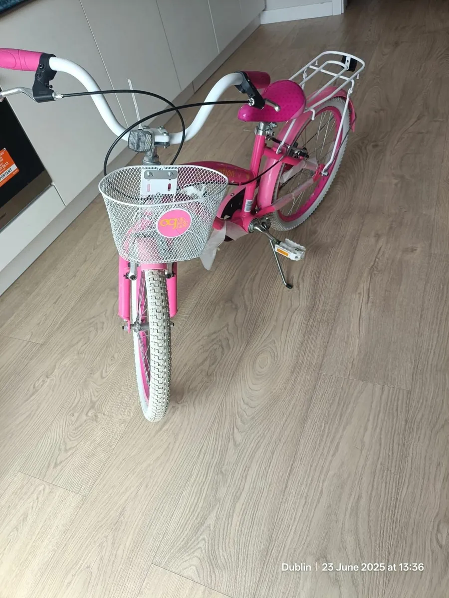 Sale for 20" Bicycle in good condition - Image 1