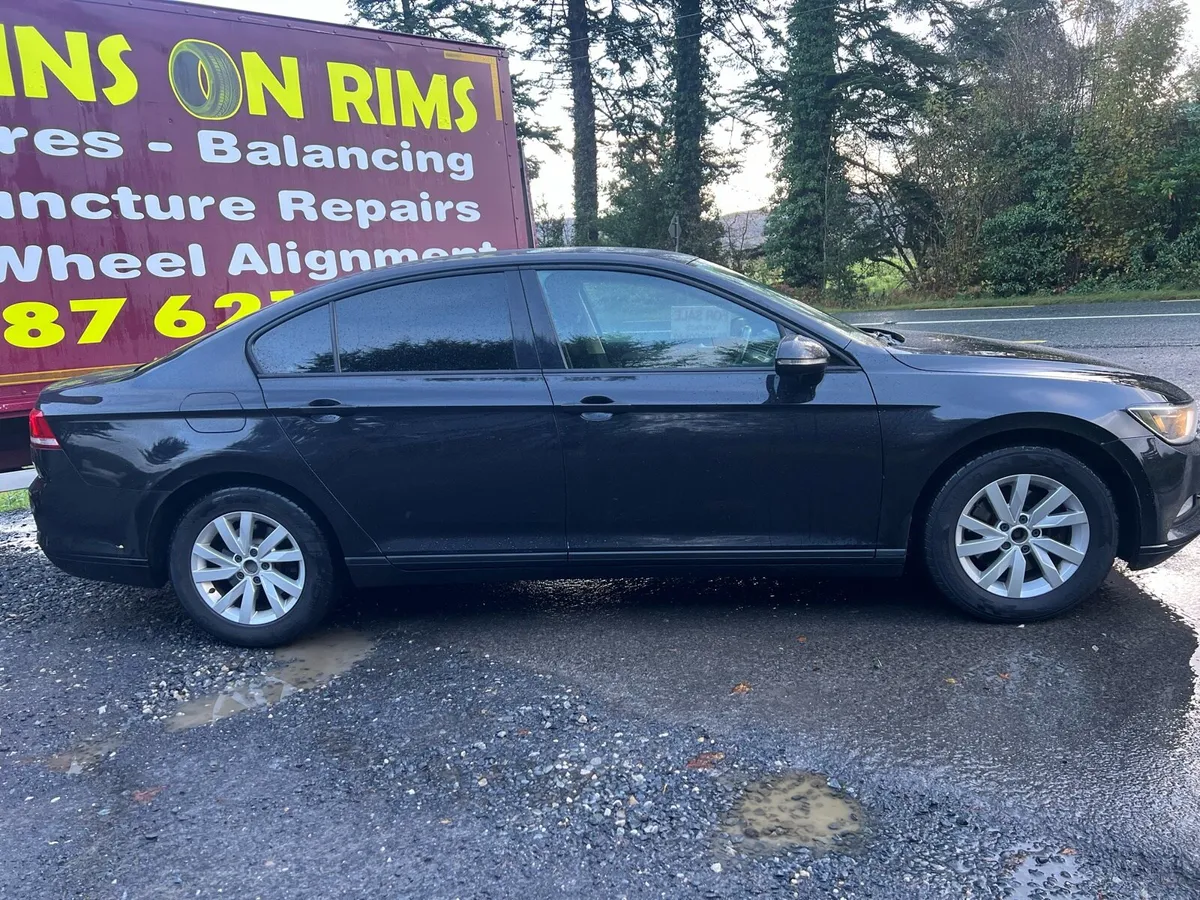 2016 Passat - Image 2