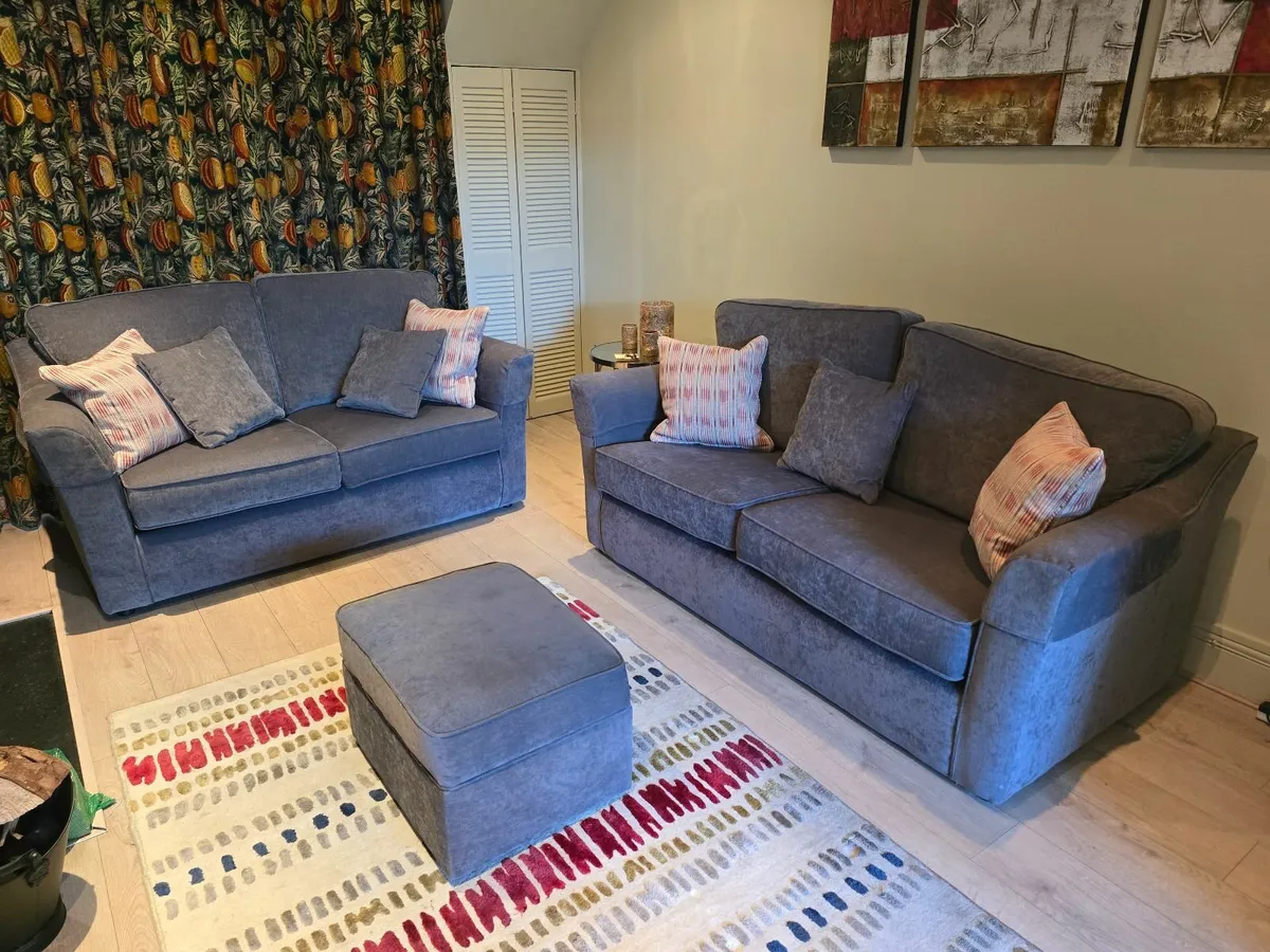 2 seater sofa double bed and  3 seater sofa - Image 1