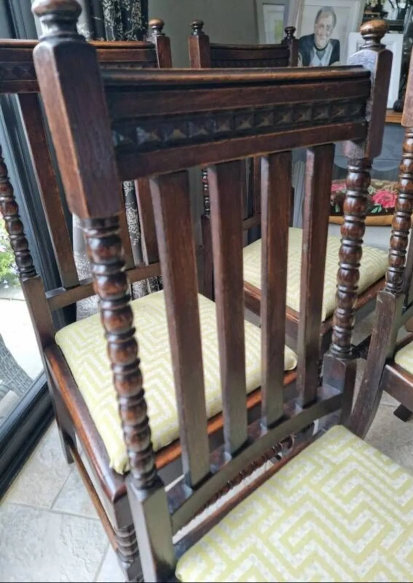Beautiful Oak Chairs x 4...€360 - Image 4