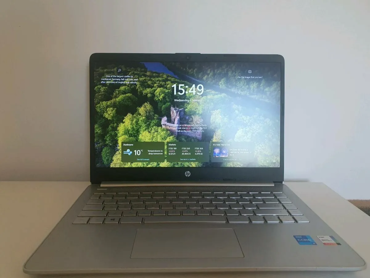 Hp laptop - Image 1