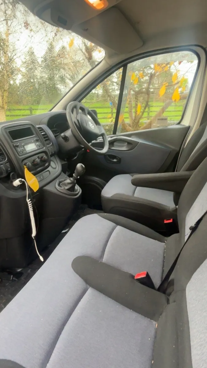 Vauxhall Vivario - Image 2