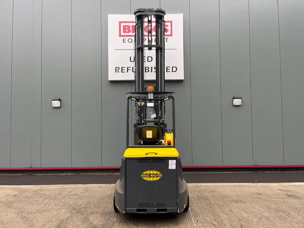 [1] 2019 Aisle Master 20WHE Forklift (REF: 11499) - Image 4