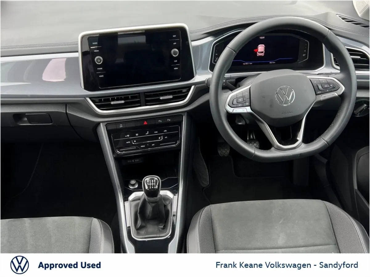 Volkswagen T-Roc  style  1.0tsi 110HP Manual  fra - Image 2