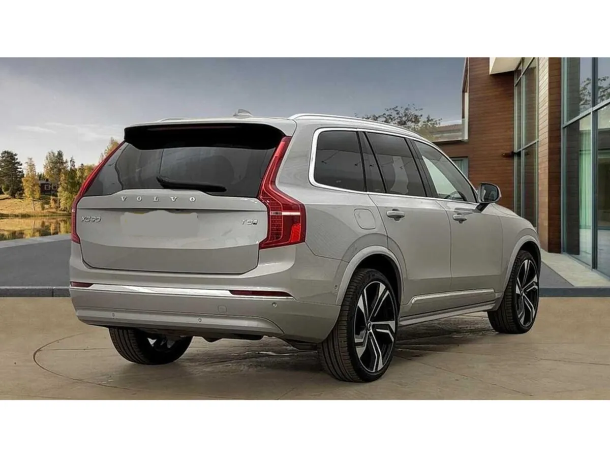 Volvo XC90 ULTRA BRIGHT AWD PLUG IN HYBRID ** BLON - Image 3