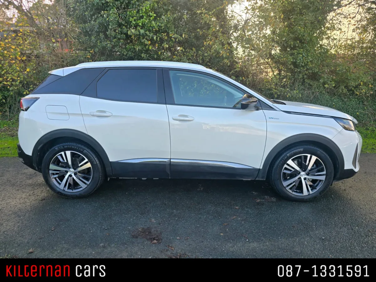 Peugeot 3008 ALLURE 1.6 PHEV 225BHP AUTO - Image 3