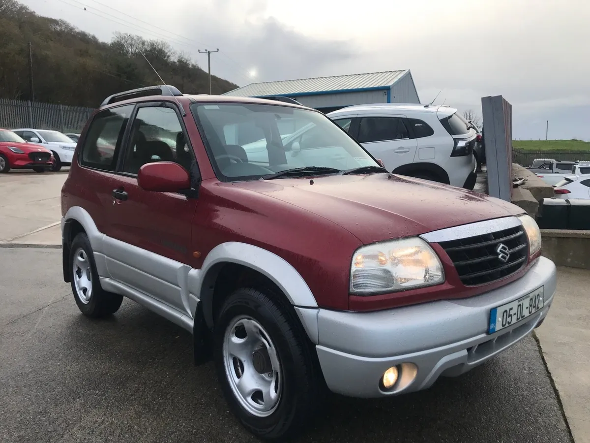 2005 Suzuki Vitara 4x4 *Mint* - Image 1