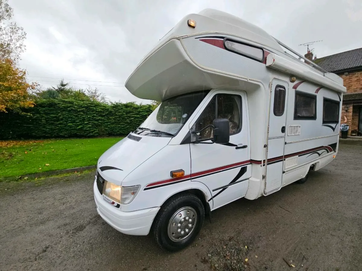 Camper van Mercedes - Image 4