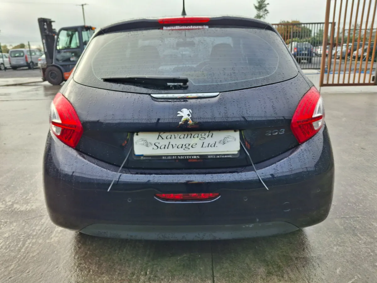 2015 Peugeot 208  1.0 Peugeot - Image 4